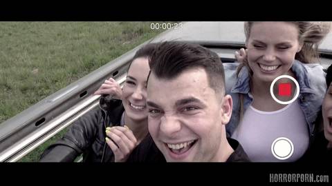 Baise Hard pendant une sortie en forêt