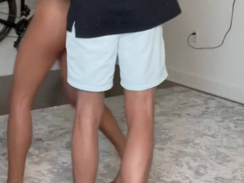 Amateur porno fille baise attachée