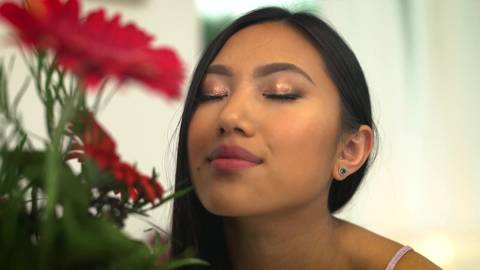 Baise interraciale en POV avec l’asiatique May Thai