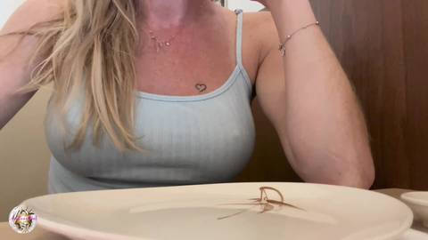 MILF francaise prise en french bukkake video